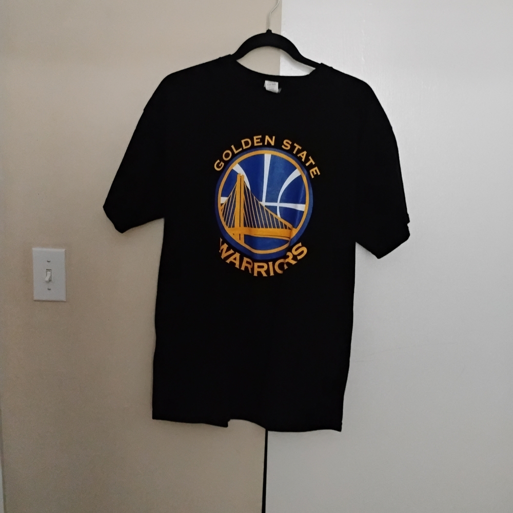 Source Unknown Black and Gold Graphic Tee